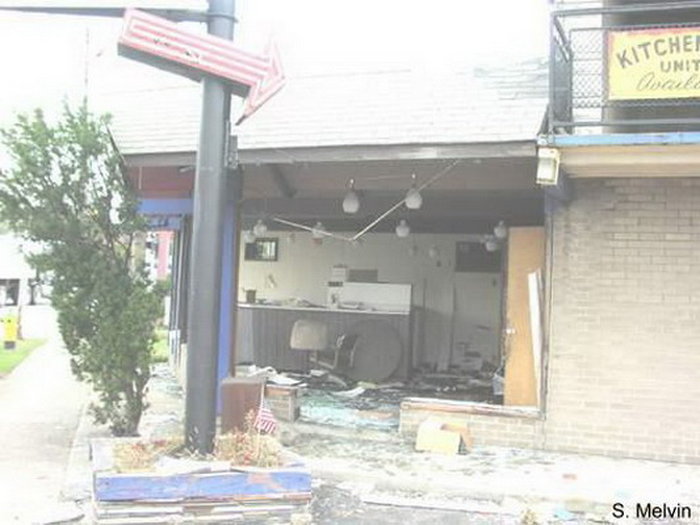 Downtowner Motel - From Vanished Kalamazoo - Photo Credits Indicated (newer photo)